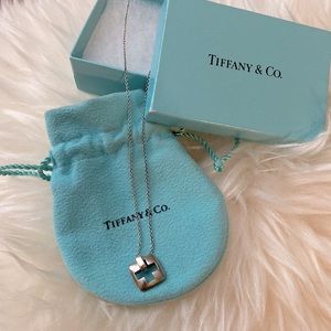 💎RARE💎Authentic TIFFANY & CO Puffed Stencil Cross Necklace, 16” Chain